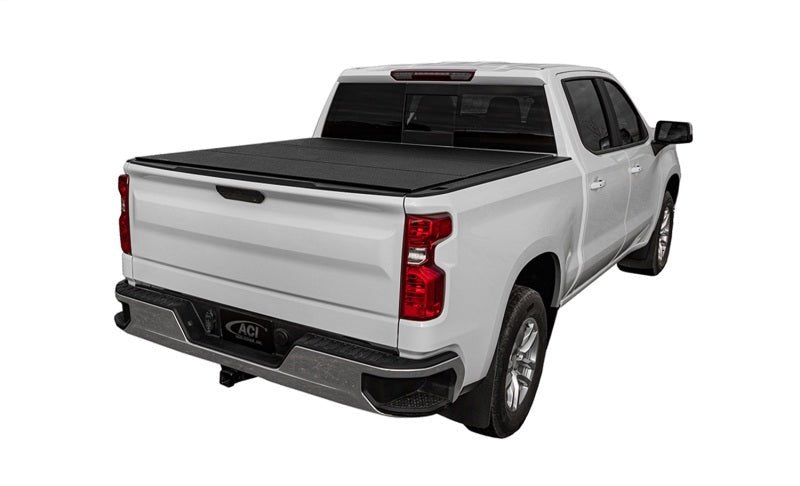 Agri - Cover IncAccess LOMAX Tri - Fold Cover Black Urethane Finish 14 - 18 Chevrolet Silverado 1500 - 5ft 8in Bed