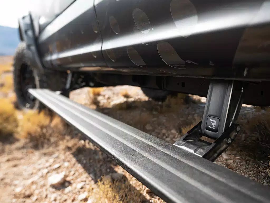 AMP ResearchAMP Research PowerStep Smart Series Running Boards | Fits 2023–2025 GMC Canyon | 86253 - 01A
