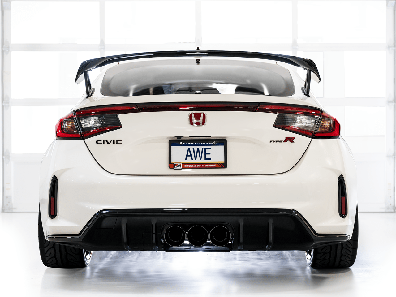 AWE TuningAWE Touring Edition Exhaust Suite Black Tips | Fits 2023 - 2024 Honda Civic Type R