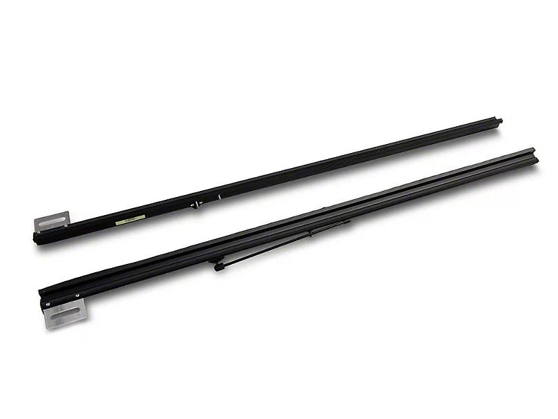 BAKBAK Industries BAKFlip MX4 Folding Tonneau Cover