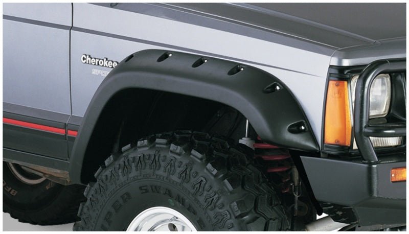 BushwackerBushwacker 84 - 01 Jeep Cherokee Cutout Style Flares 4pc Fits 4 - Door Sport Utility Only - Black