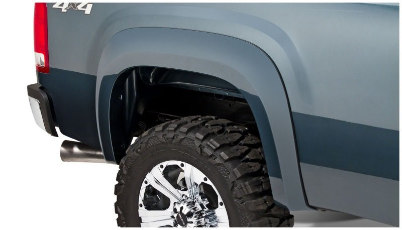 BushwackerBushwacker 07 - 13 GMC Sierra 1500 Fleetside Extend - A - Fender Style Flares 2pc 69.3in Bed - Black