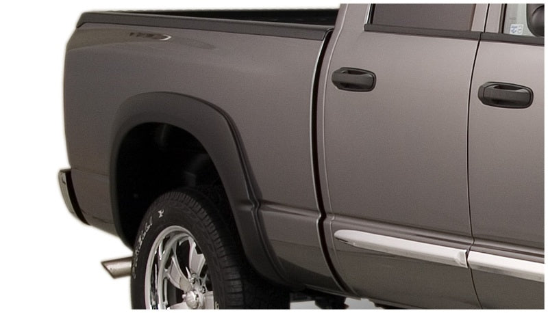 BushwackerBushwacker 02 - 05 Dodge Ram 1500 Fleetside OE Style Flares 2pc 75.9/76.3/97.9in Bed - Black