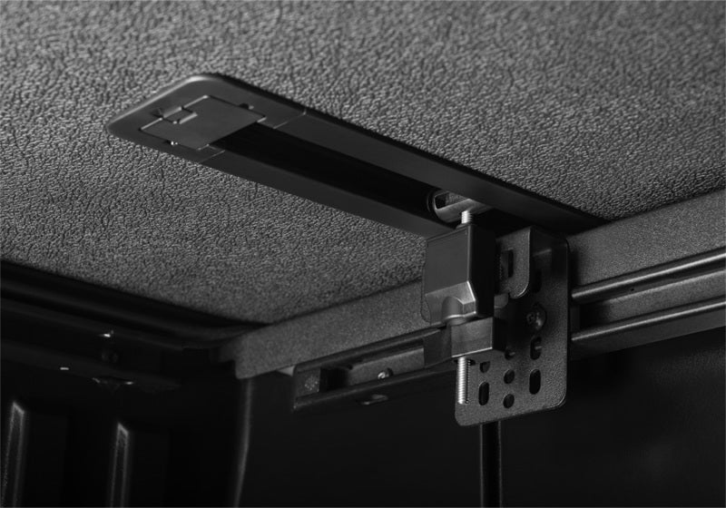 ExtangExtang 16 - 23 Toyota Tacoma (5ft. 1in. Bed) Solid Fold ALX