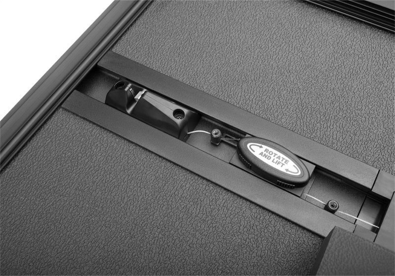 ExtangExtang 16 - 23 Toyota Tacoma (5ft. 1in. Bed) Solid Fold ALX