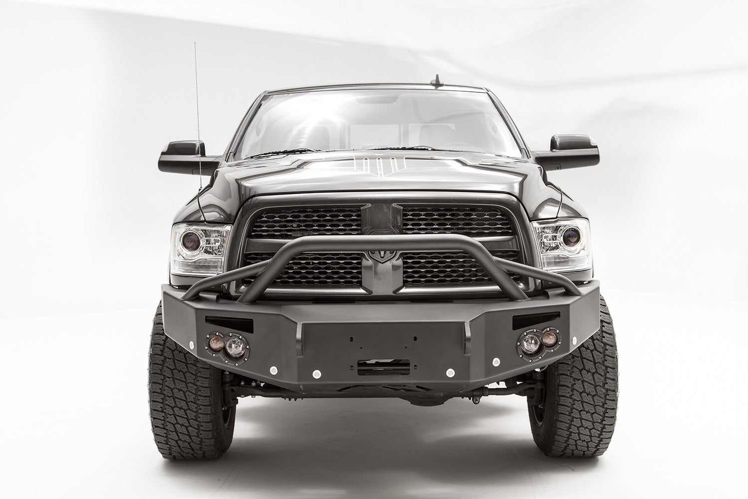 Fab FoursFab Fours DR16 - C4052 - 1 Premium Winch Front Bumper Fits 16 - 18 2500 3500
