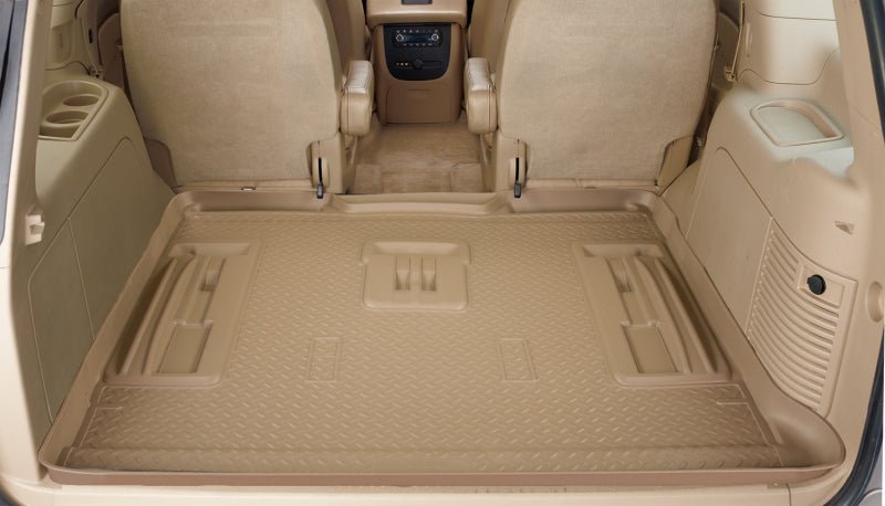 Husky LinersHusky Liners 02 - 06 Chevy Suburban/GMC Yukon/Denali XL Classic Style Black Rear Cargo Liner