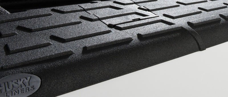 Husky LinersHusky Liners 07 - 12 Chevy Silverado (Base/HD Series) Short Bed Custom - Molded Quad Caps