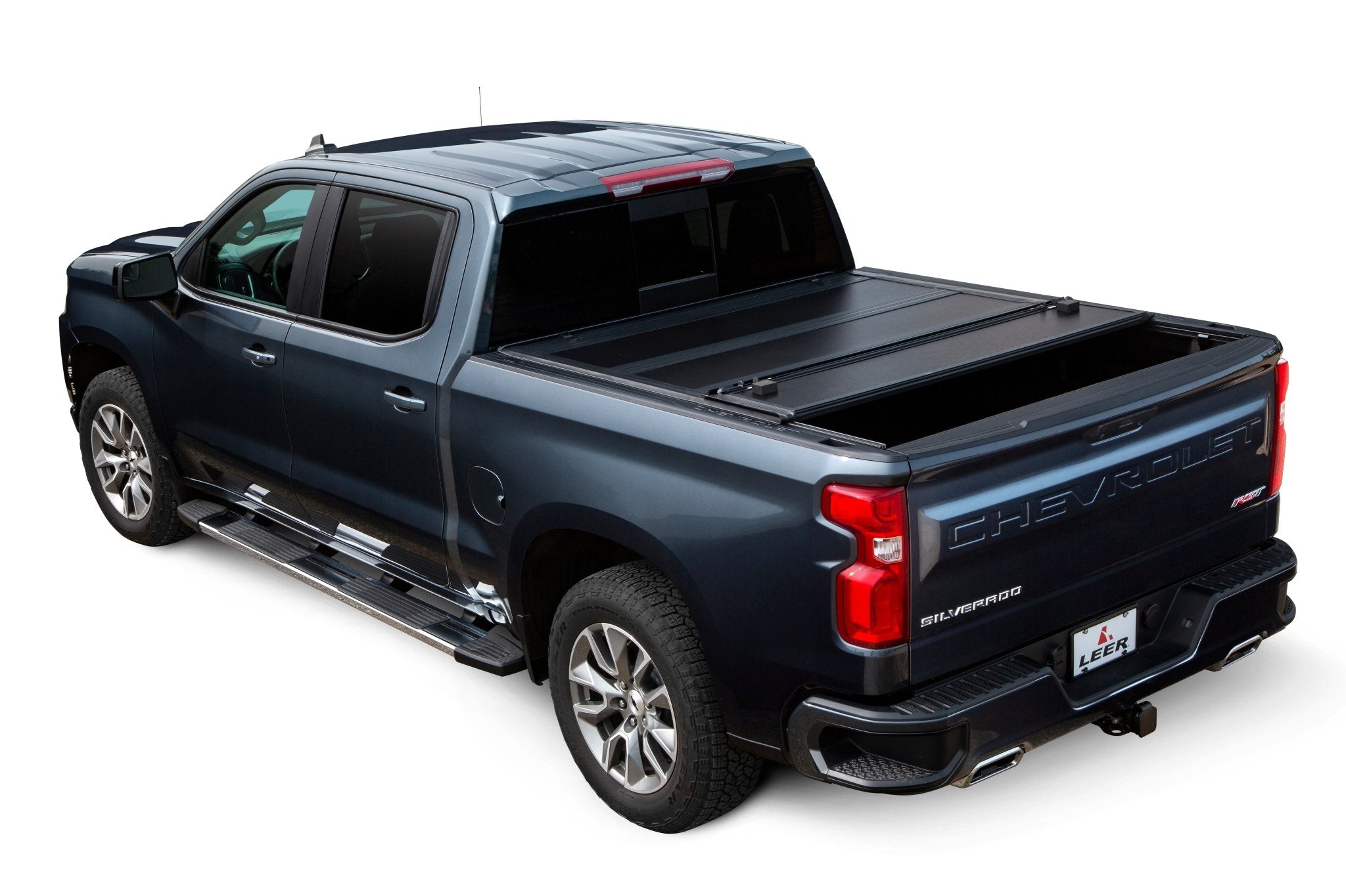 LEER GroupLeer HF650M Hard Quad - Folding Tonneau Cover | For 2014 - 2018 GMC Sierra 1500 Chevy Silverado 1500 | 5ft 8in Beds