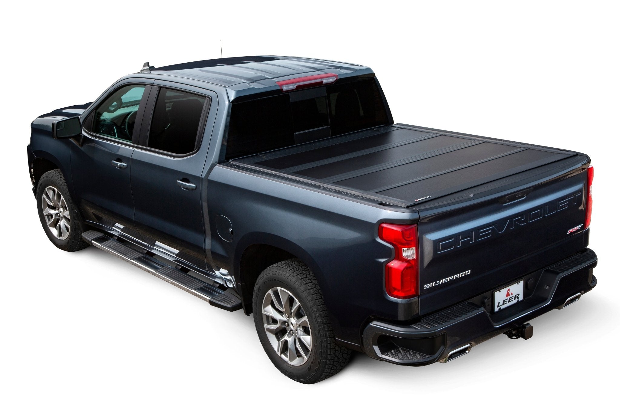 LEER GroupLeer HF650M Hard Quad - Folding Tonneau Cover | For 2014 - 2018 GMC Sierra 1500 Chevy Silverado 1500 | 5ft 8in Beds