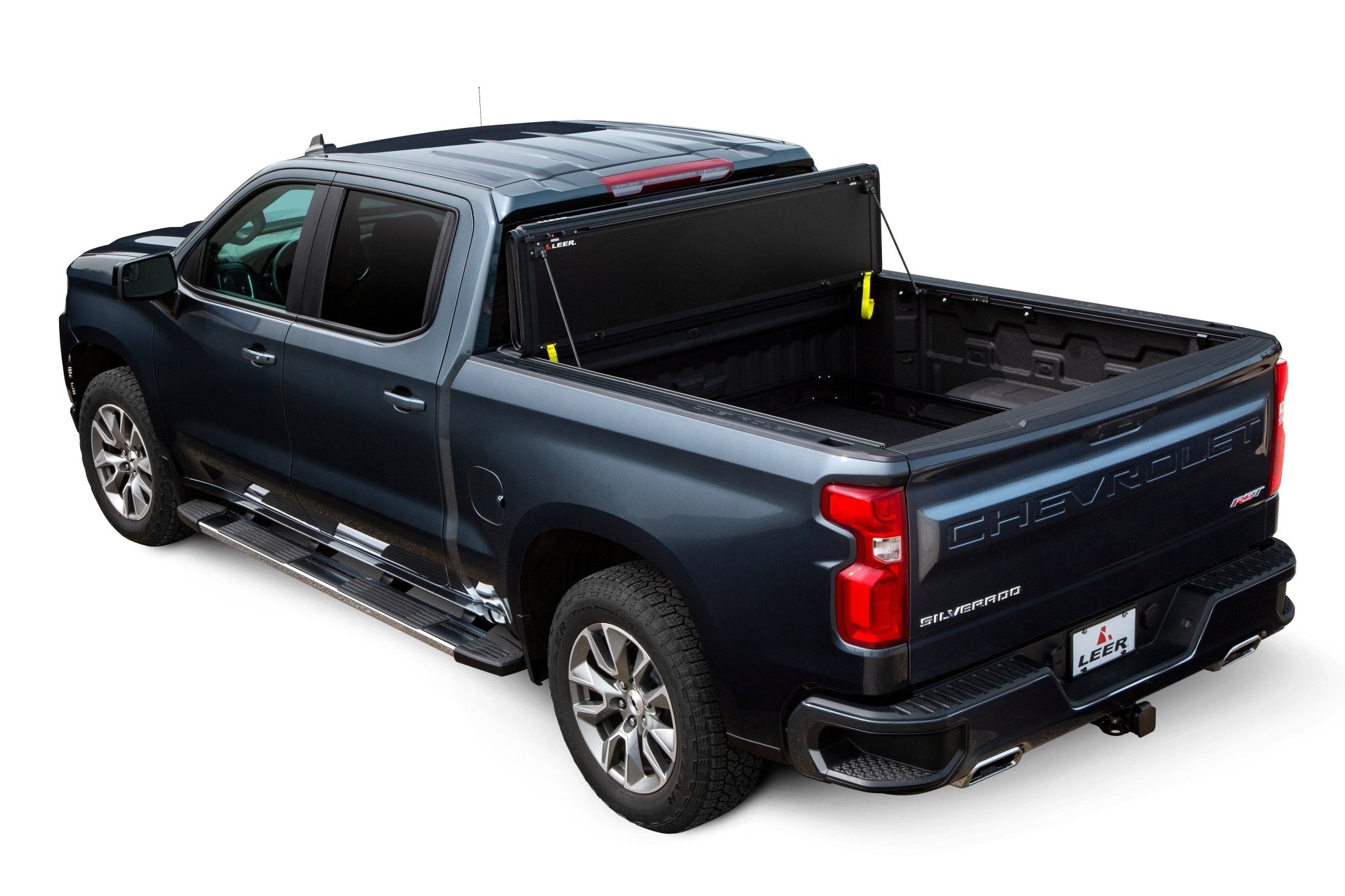 LEER GroupLeer HF650M Hard Quad - Folding Tonneau Cover | For 2014 - 2018 GMC Sierra 1500 Chevy Silverado 1500 | 5ft 8in Beds