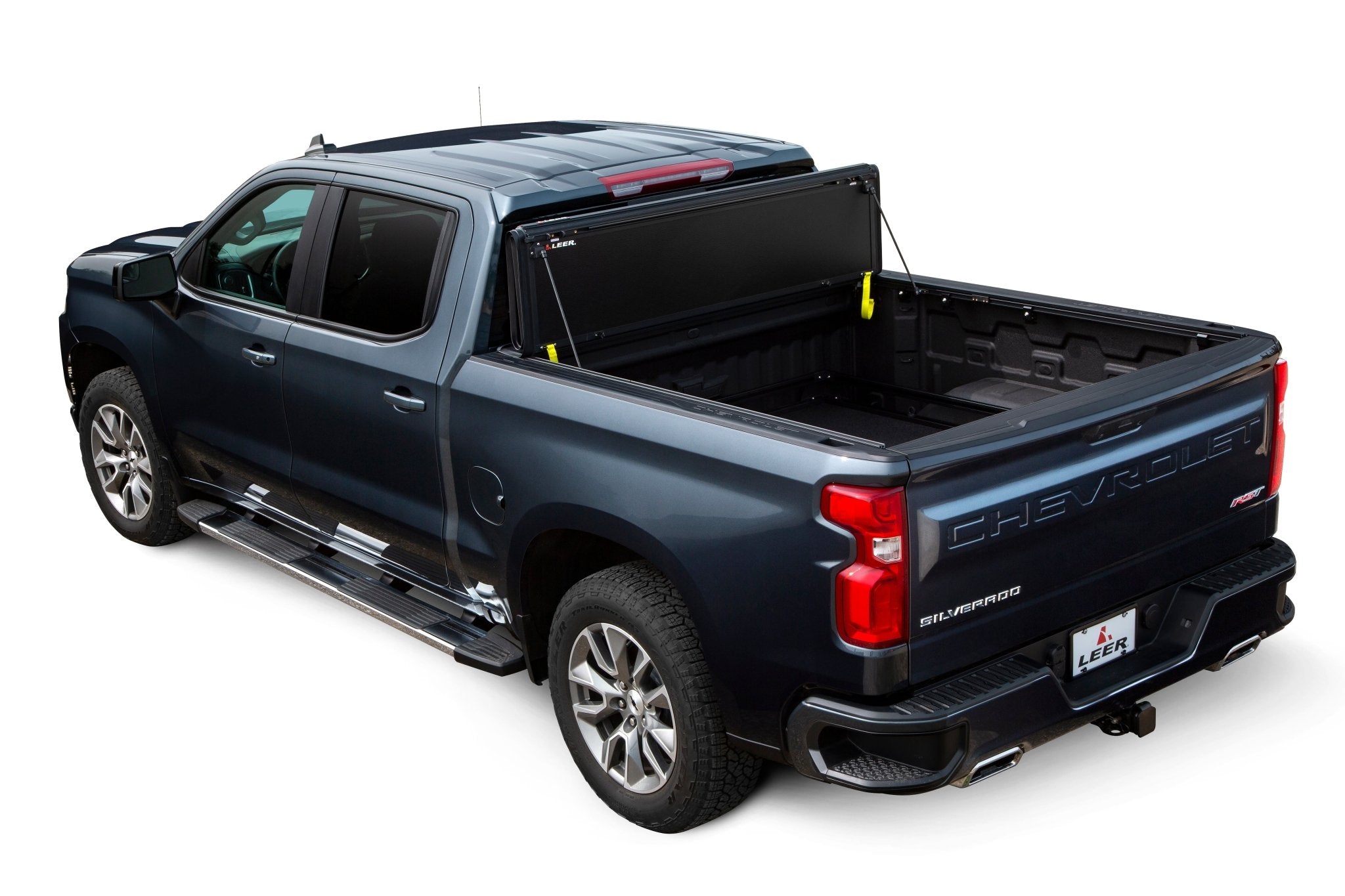 LEER GroupLeer HF650M Hard Quad - Folding Tonneau Cover | For 09 - 19 Ram 1500 1500 Classic 09 - 23 Ram 2500 3500 | 6ft 4in Beds