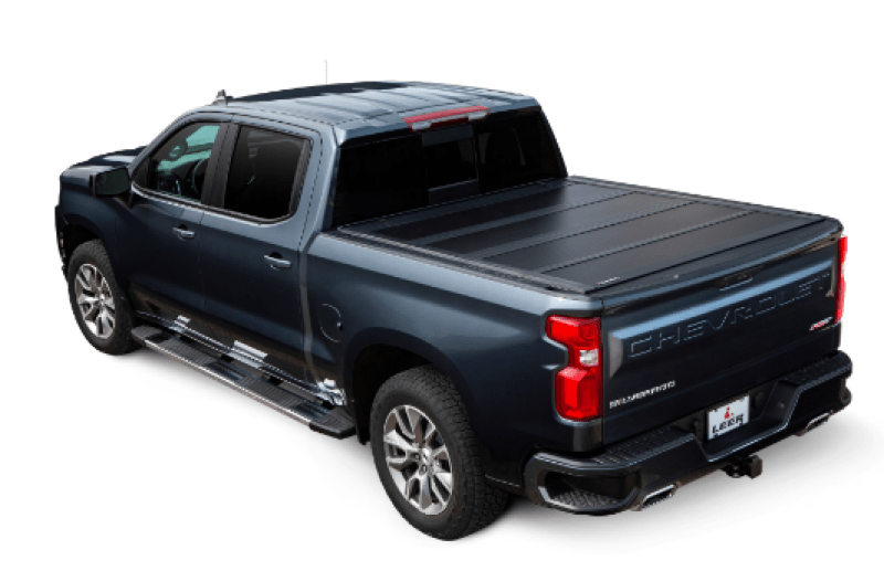 LEER GroupLEER 2022+ Toyota Tundra HF650M 5Ft6In w/wo/Track Tonneau Cover - Folding