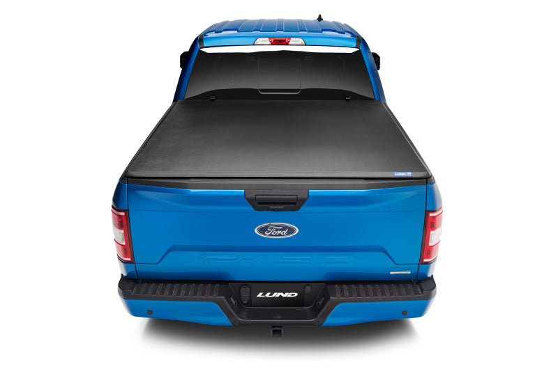 LUNDLund 19 - 23 Ford Ranger (6ft Bed) Genesis Tri - Fold Tonneau Cover - Black