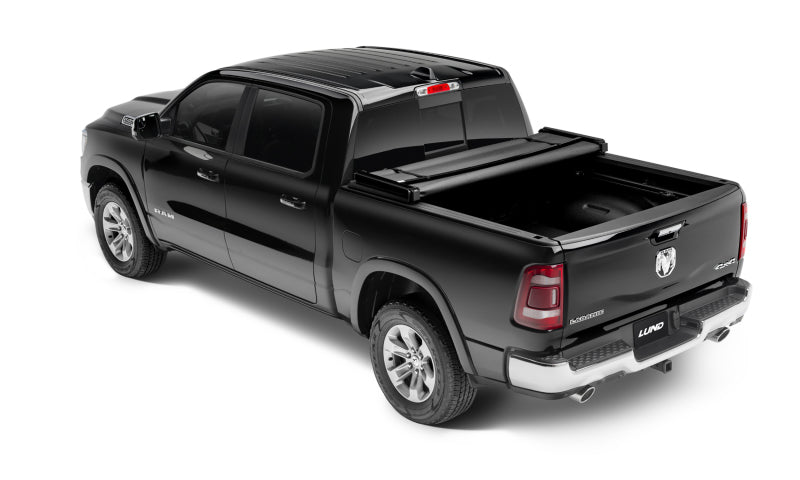 LUNDLund 19 - 23 RAM 1500 (5.5ft Bed w/o RamBox Cargo Mgmt) Genesis Tri - Fold Tonneau Cover - Black