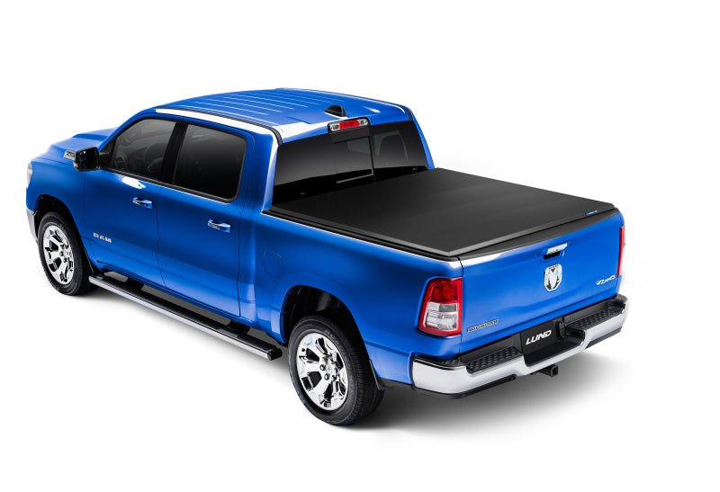 LUNDLund 19 - 23 RAM 1500 (5.5ft Bed w/o RamBox Cargo Mgmt) Genesis Tri - Fold Tonneau Cover - Black