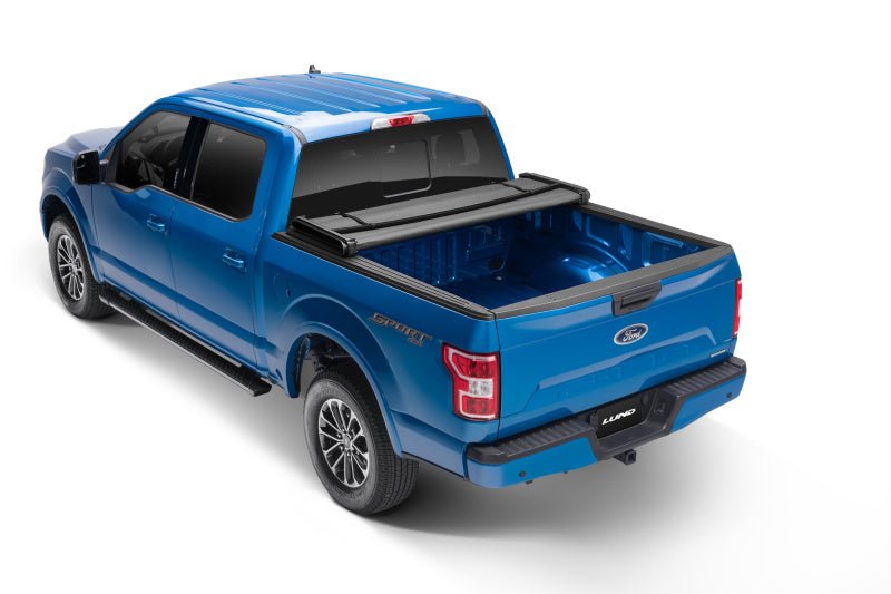 LUNDLund 07 - 17 Toyota Tundra (5.5ft. Bed) Genesis Elite Tri - Fold Tonneau Cover - Black