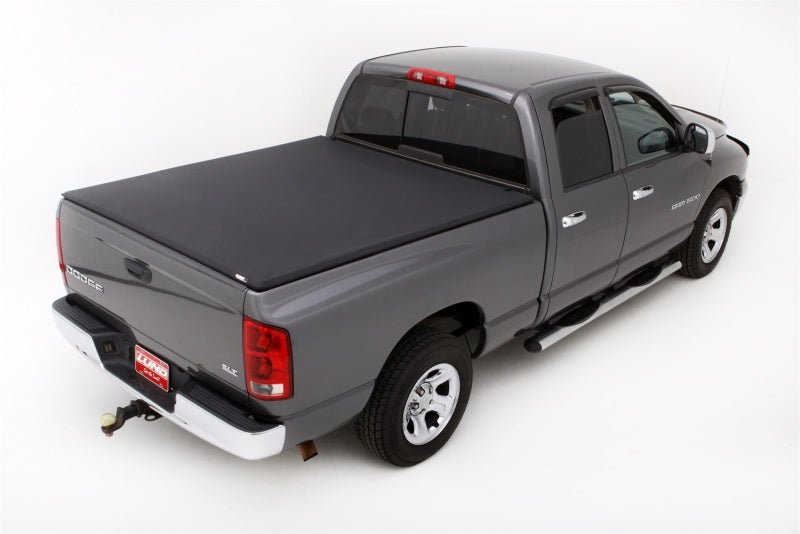 LUNDLund 02 - 17 Dodge Ram 1500 (6.5ft. Bed Excl. Rambox) Genesis Elite Tri - Fold Tonneau Cover - Black