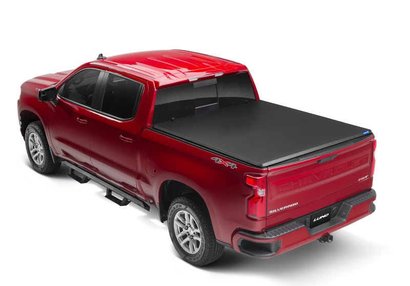 LUNDLund 07 - 13 Chevy Silverado 1500 Fleetside (6.6ft. Bed) Hard Fold Tonneau Cover - Black