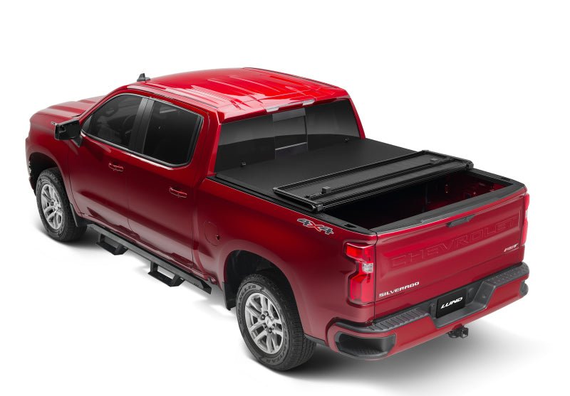 LUNDLund 88 - 99 Chevy C1500 Fleetside (8ft. Bed) Hard Fold Tonneau Cover - Black