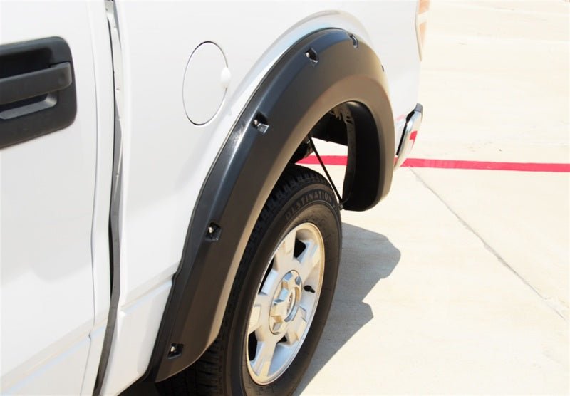 LUNDLund 09 - 14 Ford F - 150 (Excl Raptor) RX - Rivet Style Smooth Elite Series Fender Flares - Black (4 Pc.)