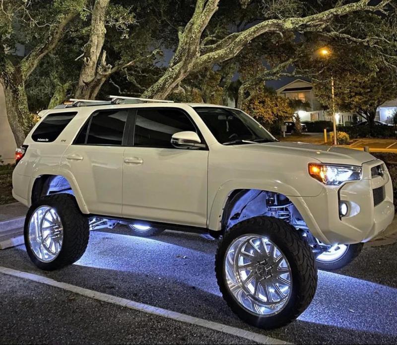 ORACLE LightingOracle Lighting LED Illuminated Wheel Rings White Double Row