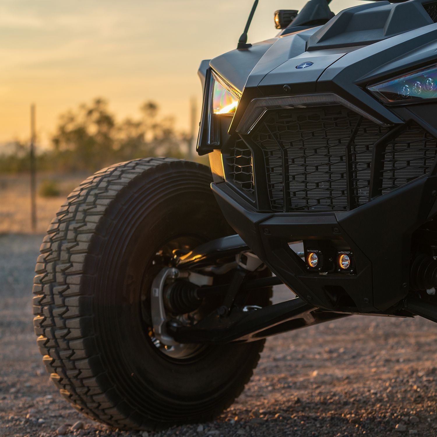 Rigid IndustriesPolaris Razor Revolve Grille Light Kit Rigid Industries
