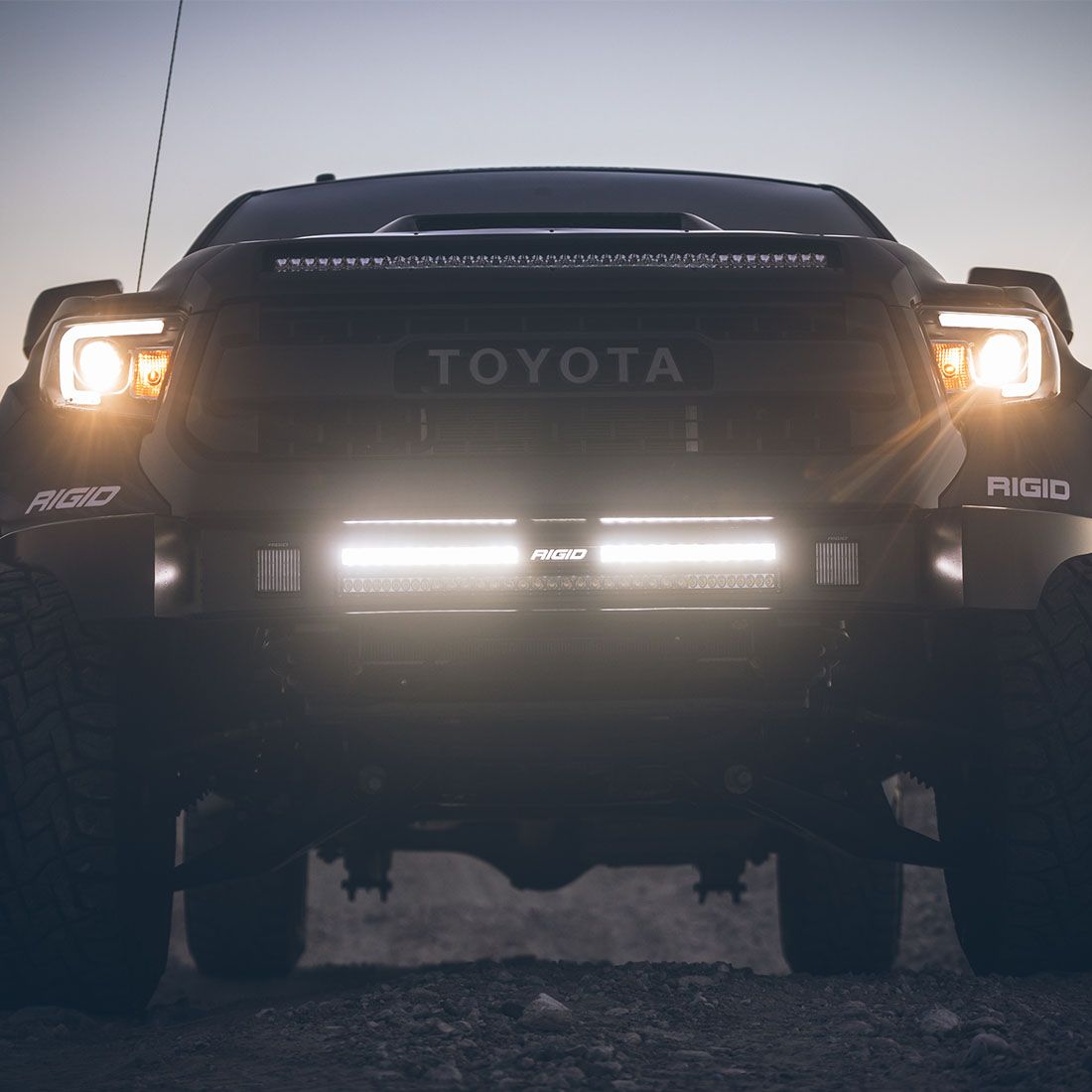 Rigid Industries20 Inch Dual Function SAE Auxilary High Beam Driving Lights SR - Series Pro RIGID Industries