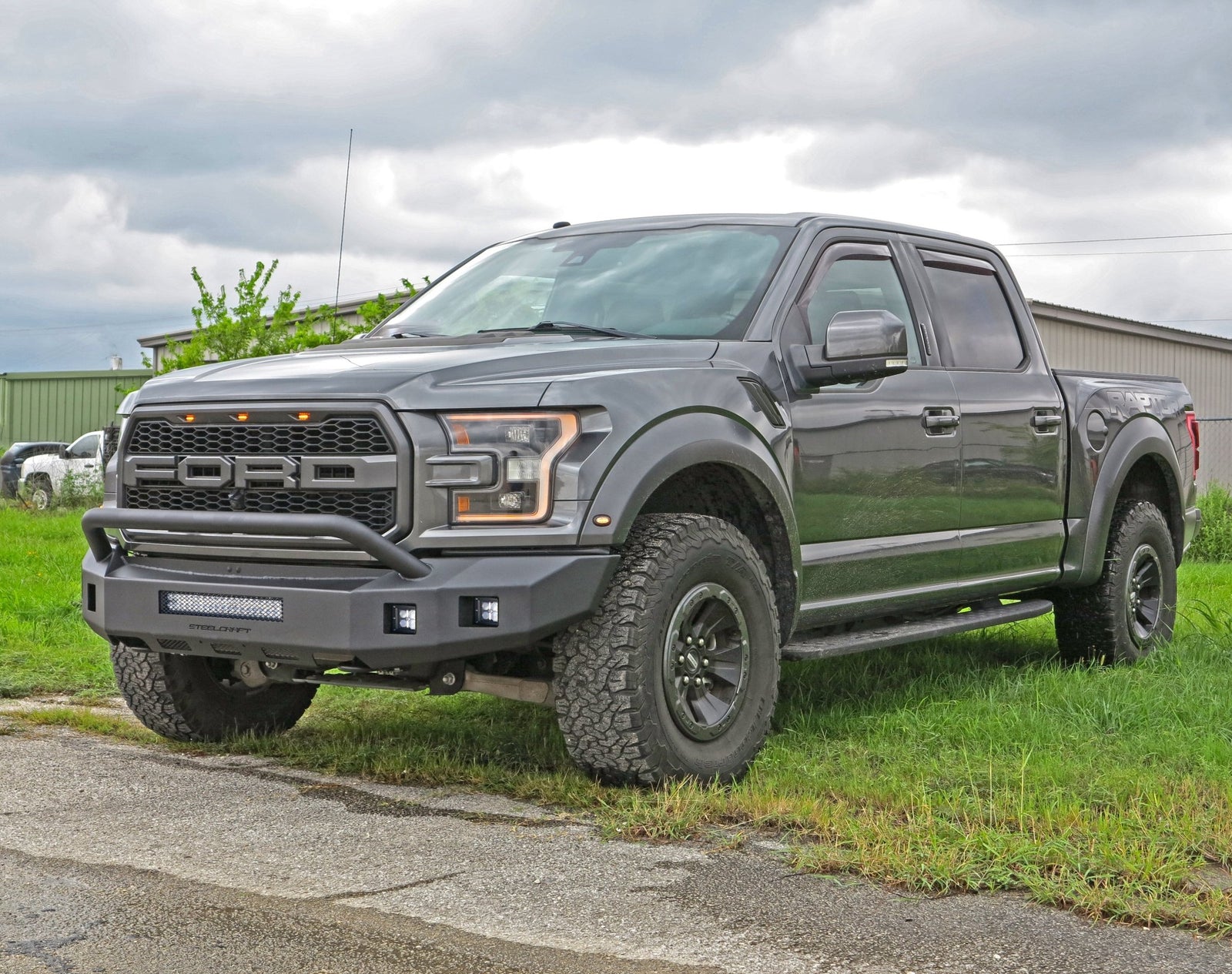 SteelcraftSteelcraft Fortis Front Bumper | 71 - 11425HP