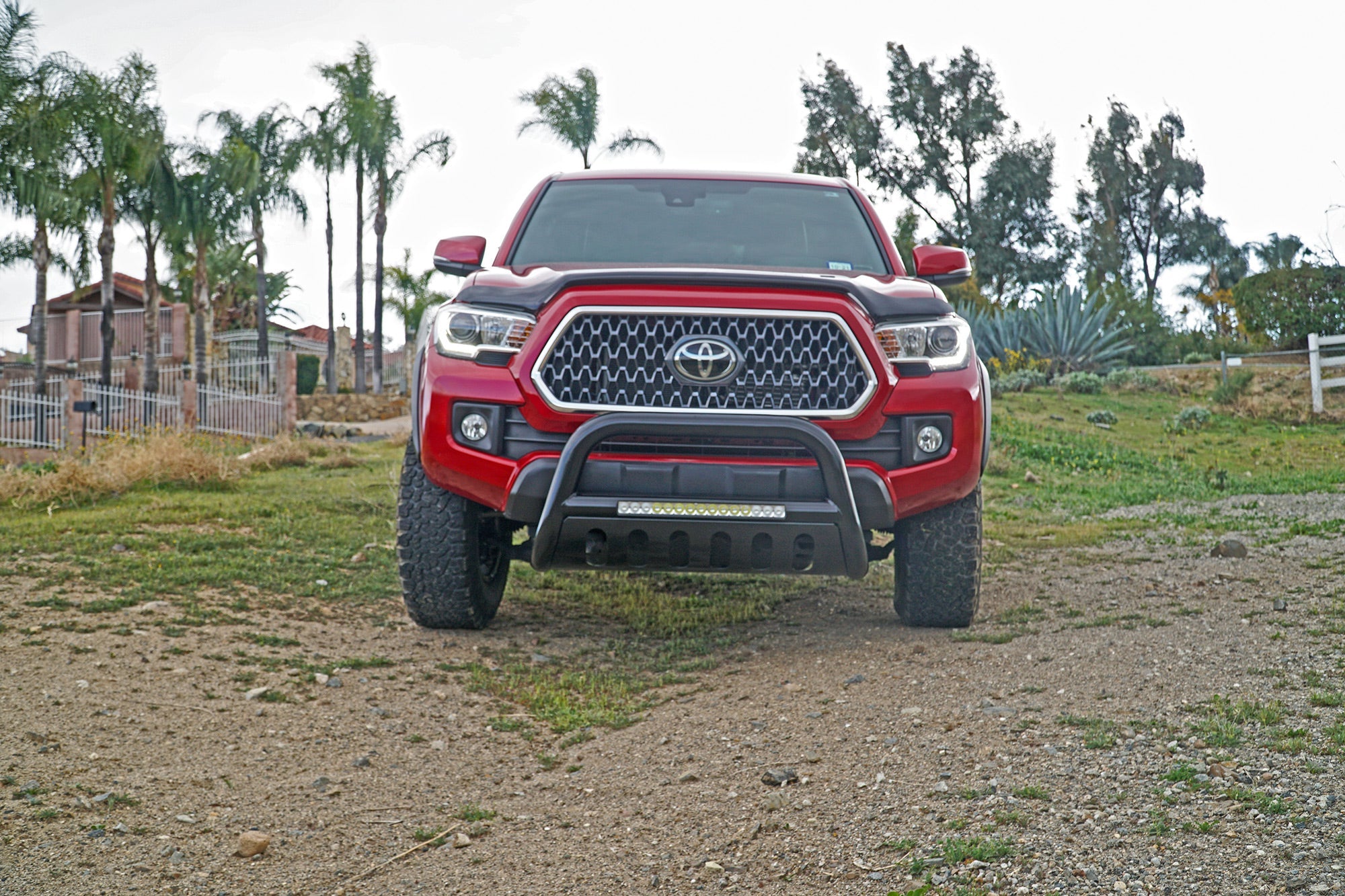 SteelcraftSteelcraft LED Bull Bar | 90 - 73030