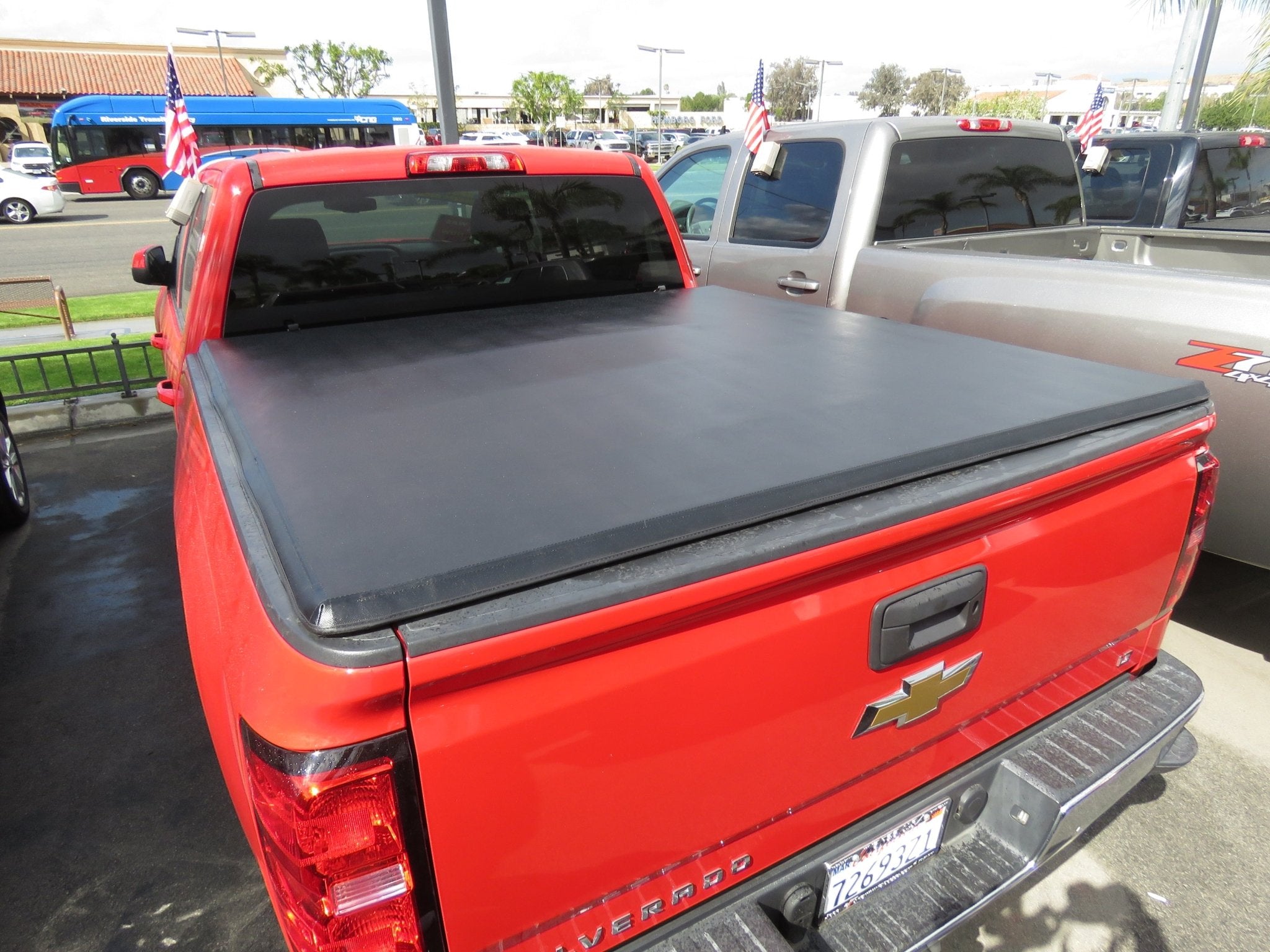 SteelcraftSteelcraft Tri - Fold Tonneau Cover | TN02141